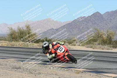 media/Dec-07-2025-CVMA (Sun) [[3e7d2de5dc]]/Race 4-Supersport Middleweight/